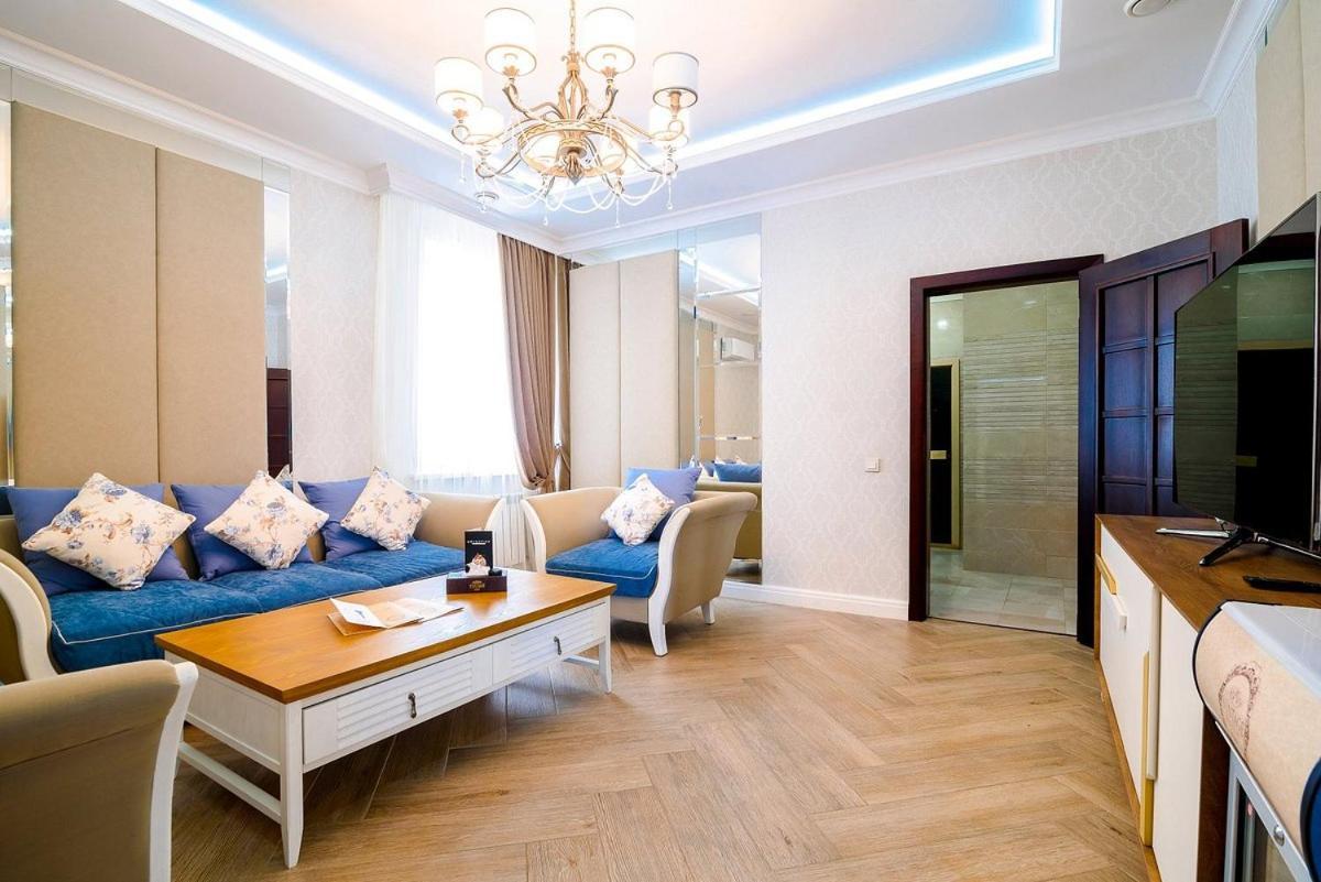 Vintage Boutique Hotel Nur-Sultan  Exterior photo